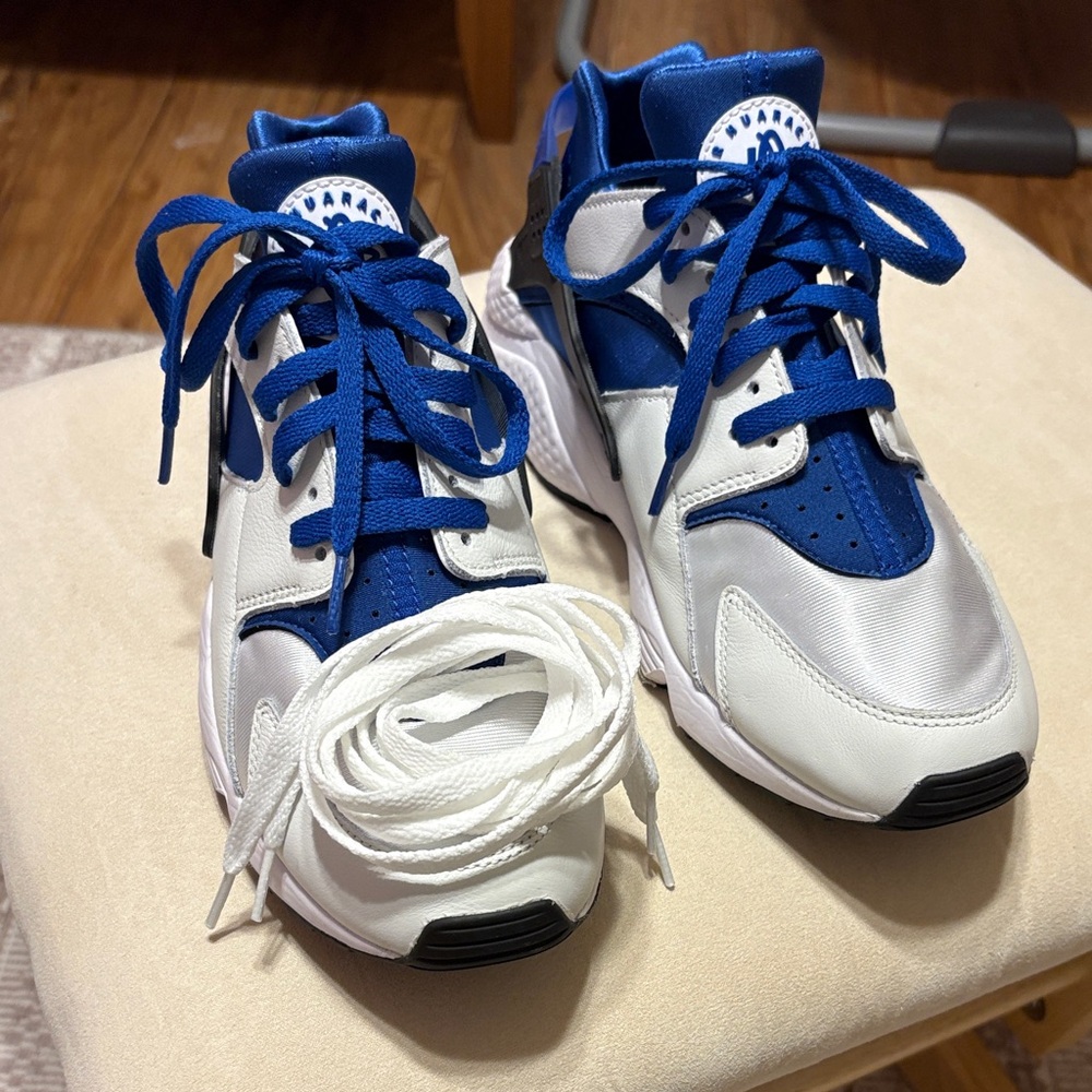 Nike air huarache size 11 men’s